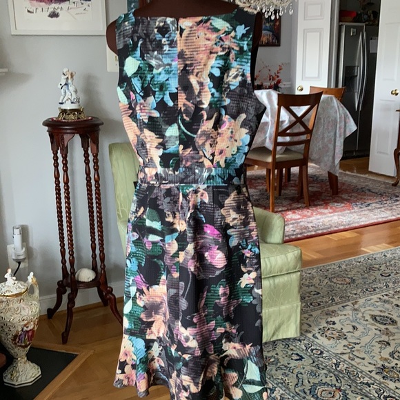 Outback Red sleeveless dress - Picture 5 of 9